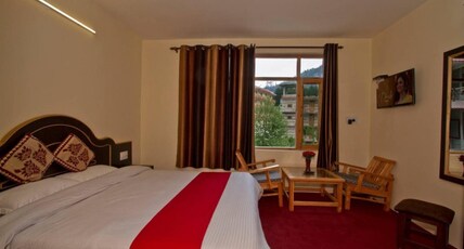 Hotel The Destination (850m from Mall Road) Room Type - Deluxe Room