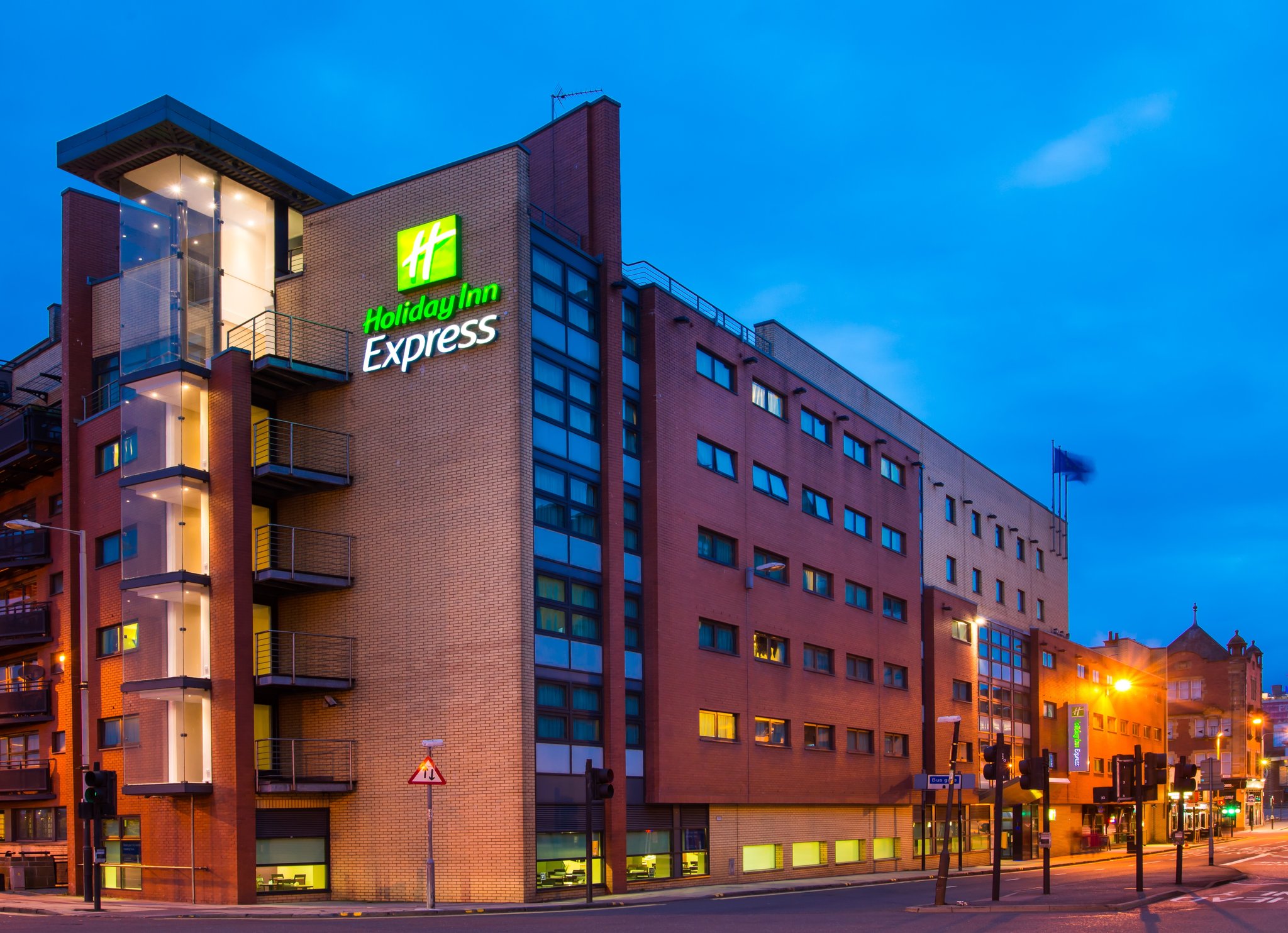 Holiday Inn Express Glasgow City Centre Riverside - Tap to explore photos