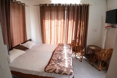 Krossroad caf  and huts Jabli