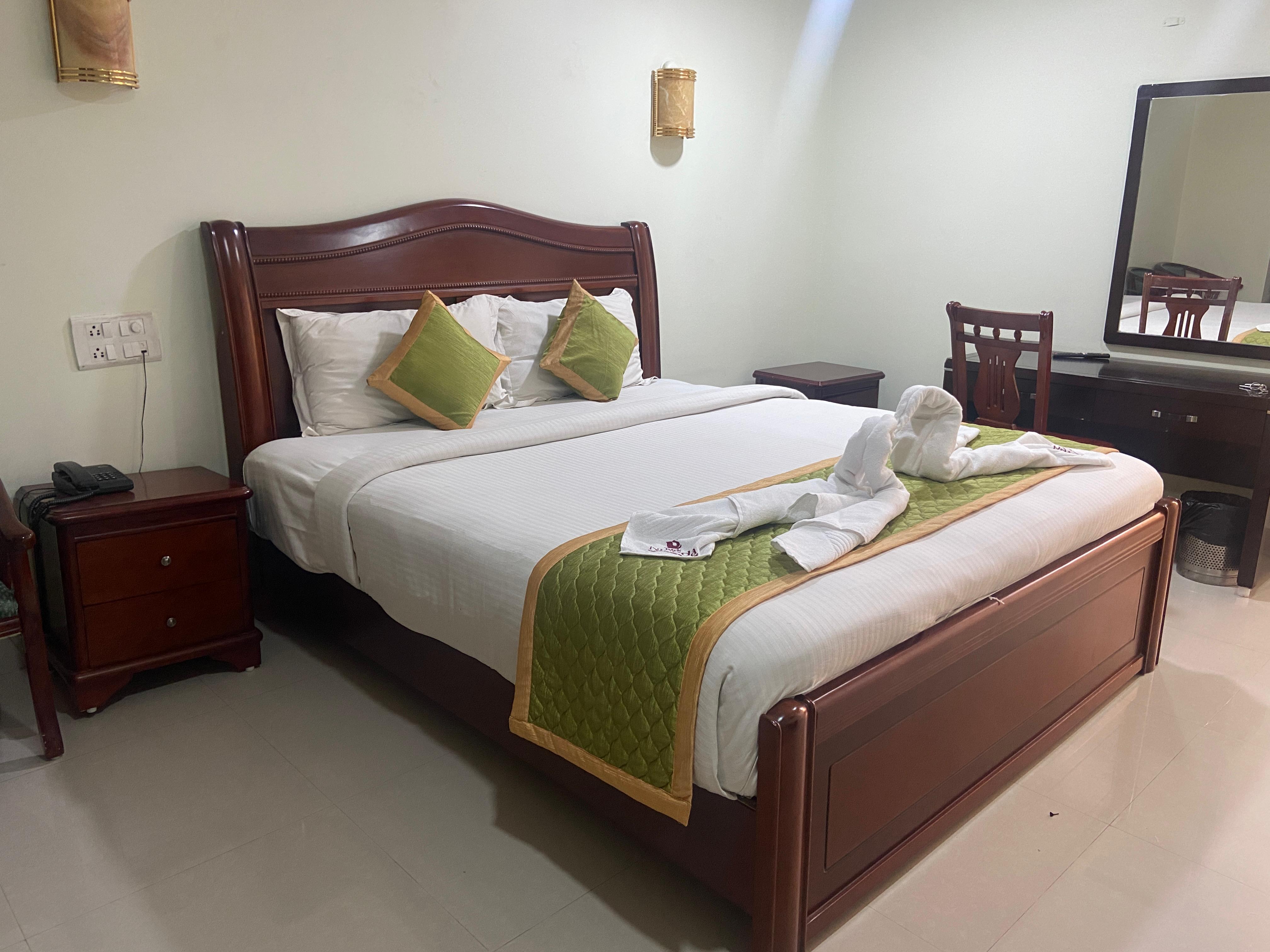 Hotel Park Niveda - Tap to explore photos