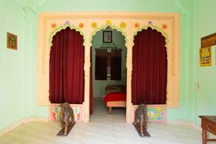 Gouri Heritage Haveli (Guest House)
