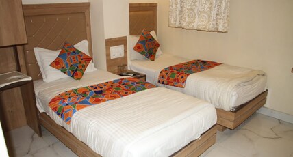 Sarthak Palace Hotel Room Type - Ac Twin Bed with free Wifi