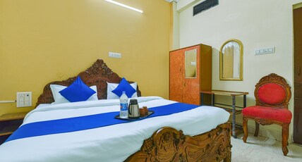 The Maurvi inn Room Type - Deluxe Double Room