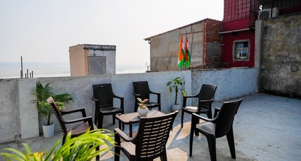 Om Paramhans Luxury Home Stay First floor Room Type - Om Paramhans Luxury Home Stay First floor