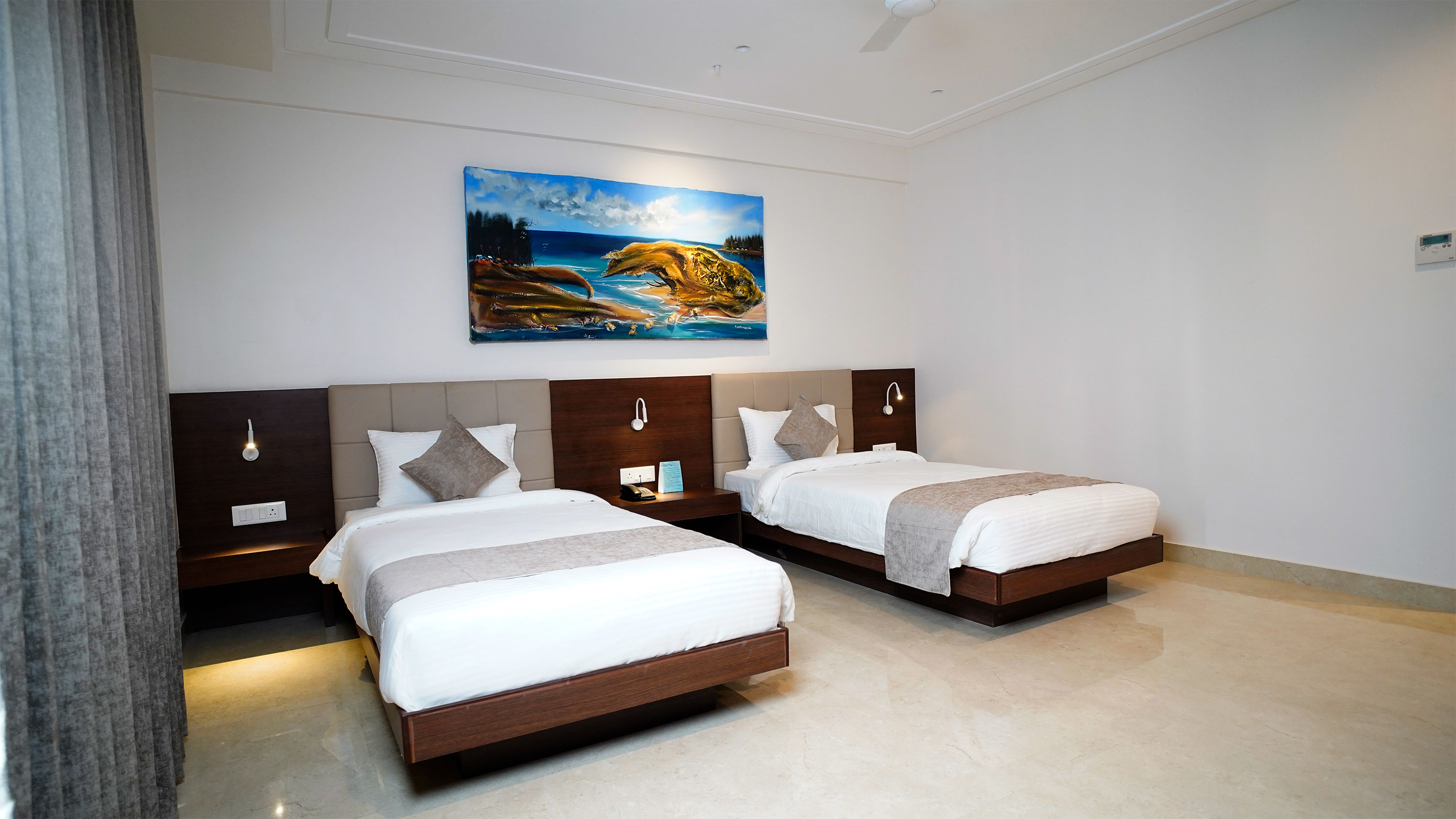 Hotel Swarna - Tap to explore photos