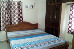 G K Homestay mountain view