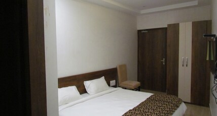 Hotel Udaipur By Divine Inn Room Type - Deluxe Room with City View