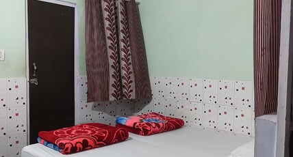 Hotel Bageshwar Plaza Room Type - Deluxe Ac Room