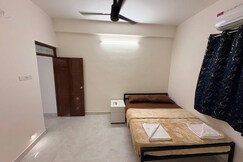 The Palm City Service Apart Hotel