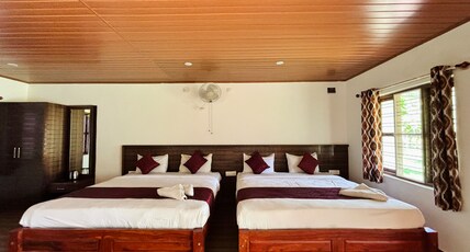 Phalam Homestay Room Type - Superior - Suite Room (Double Beds- King Size)