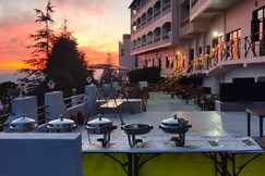 ECKO Kasang Regency Hill Resort