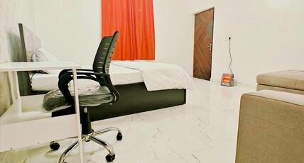 A2 Villa Room Type - Bedroom 1