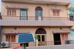 RUDRA PAYING GUEST HOUSE NAGWA