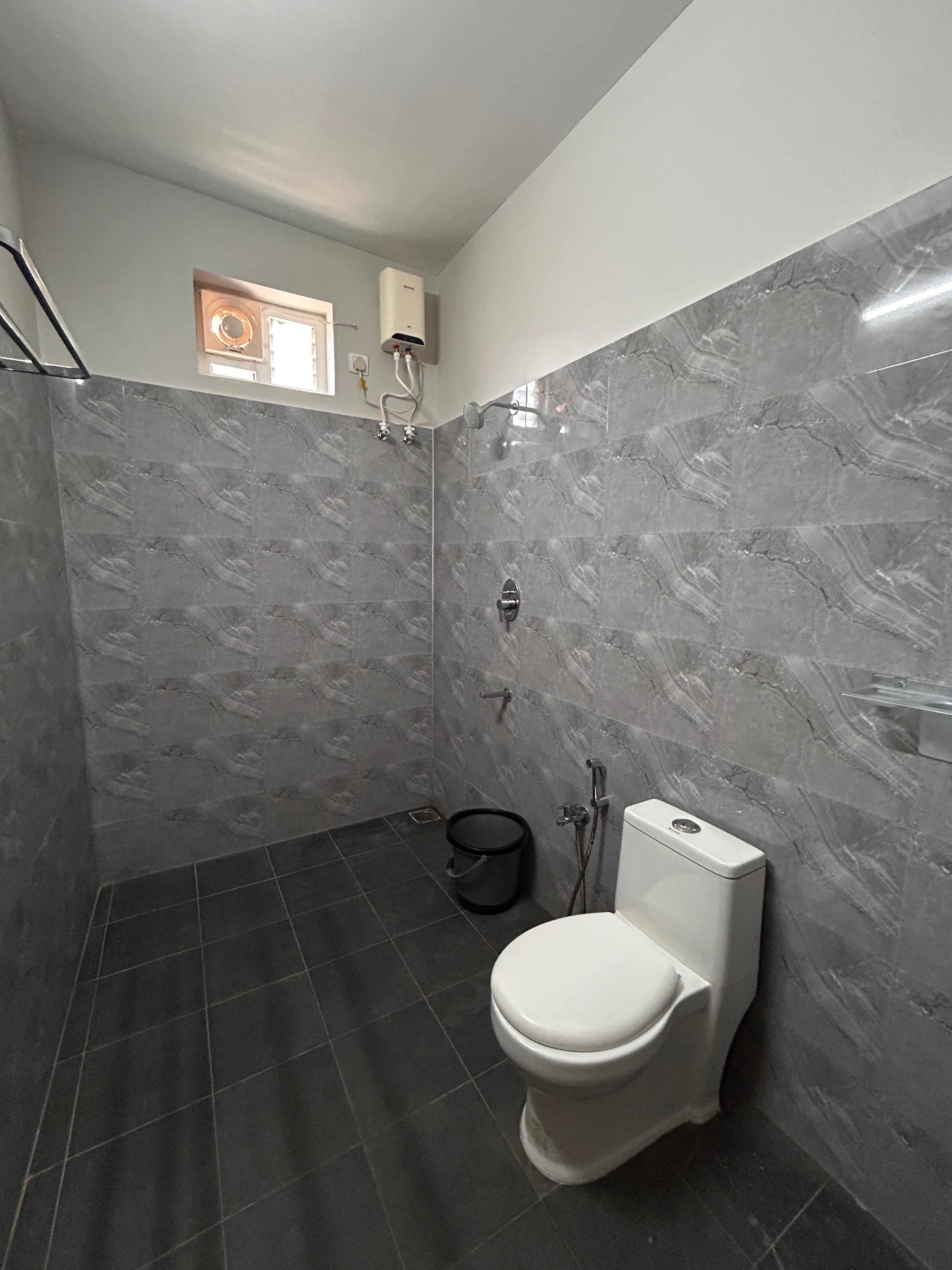 MR RESIDENCY - Tap to explore photos