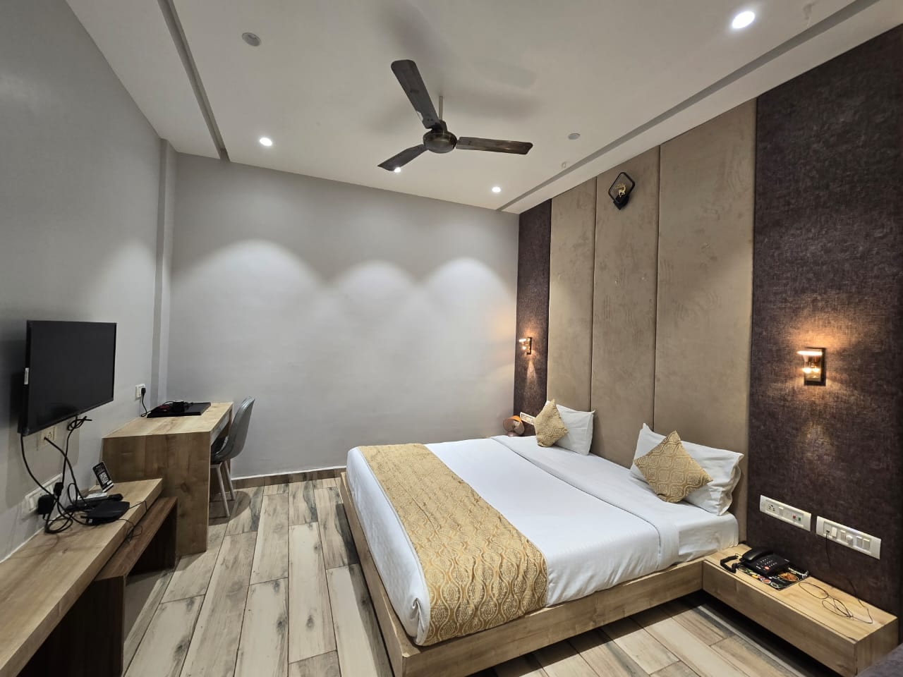 HOTEL GUJRAT INN - Tap to explore photos