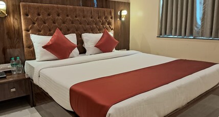 HOTEL WARNER THE ROYAL UNICORN Room Type - Deluxe