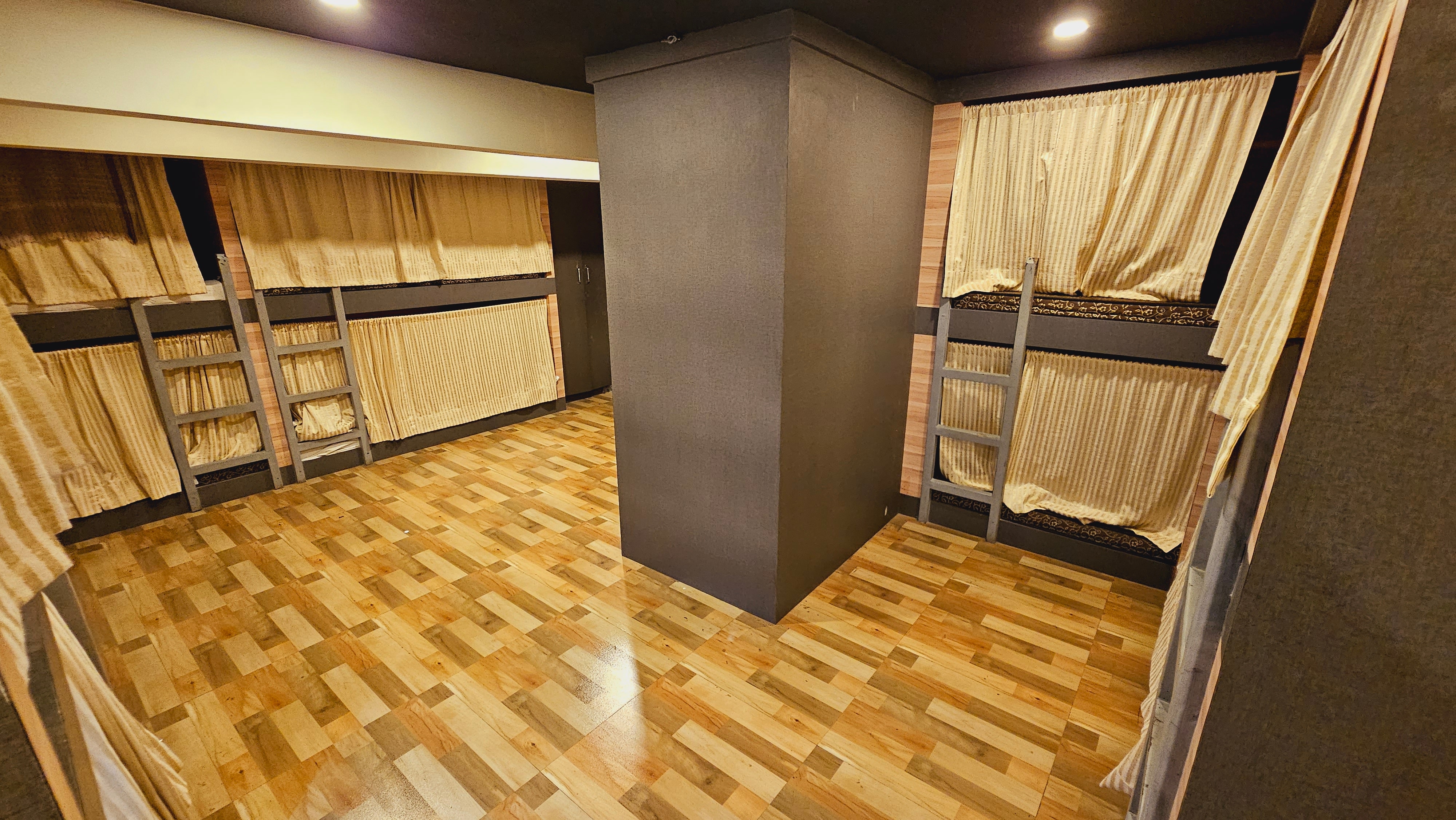 Clock Inn Dormitory - Tap to explore photos