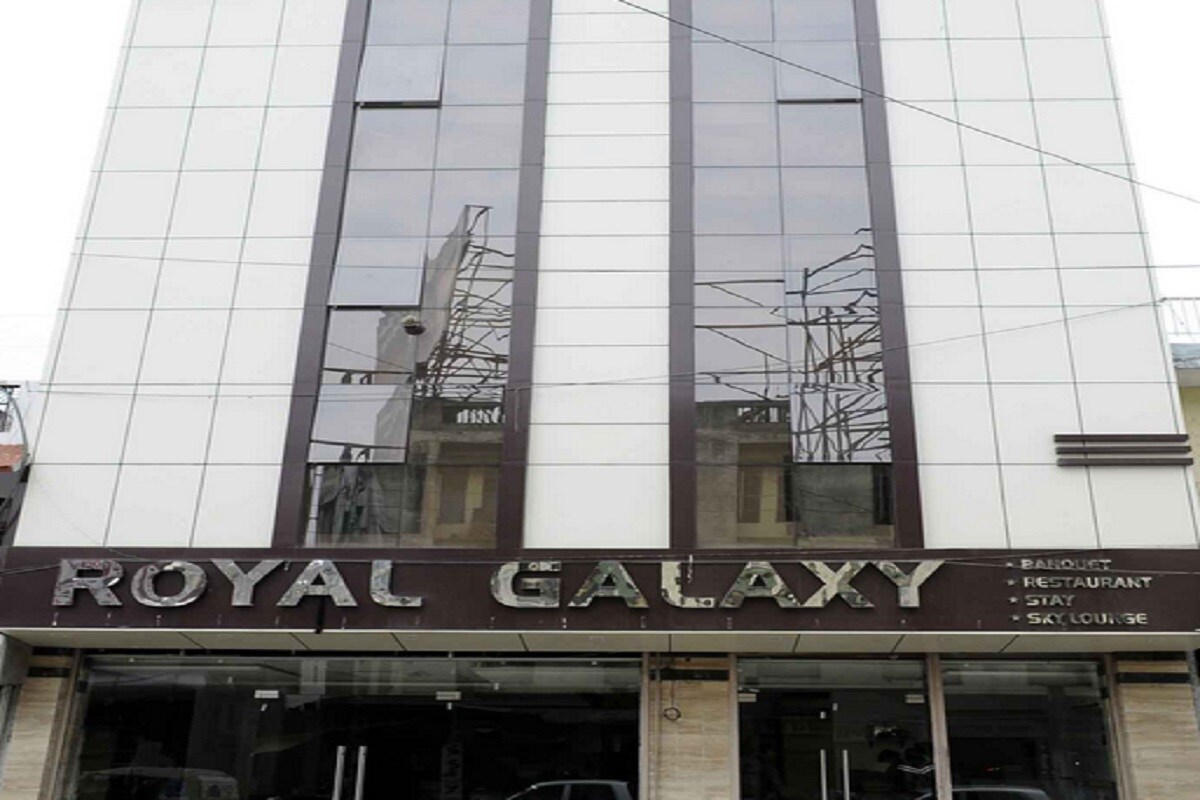 Hotel Royal Galaxy - Tap to explore photos