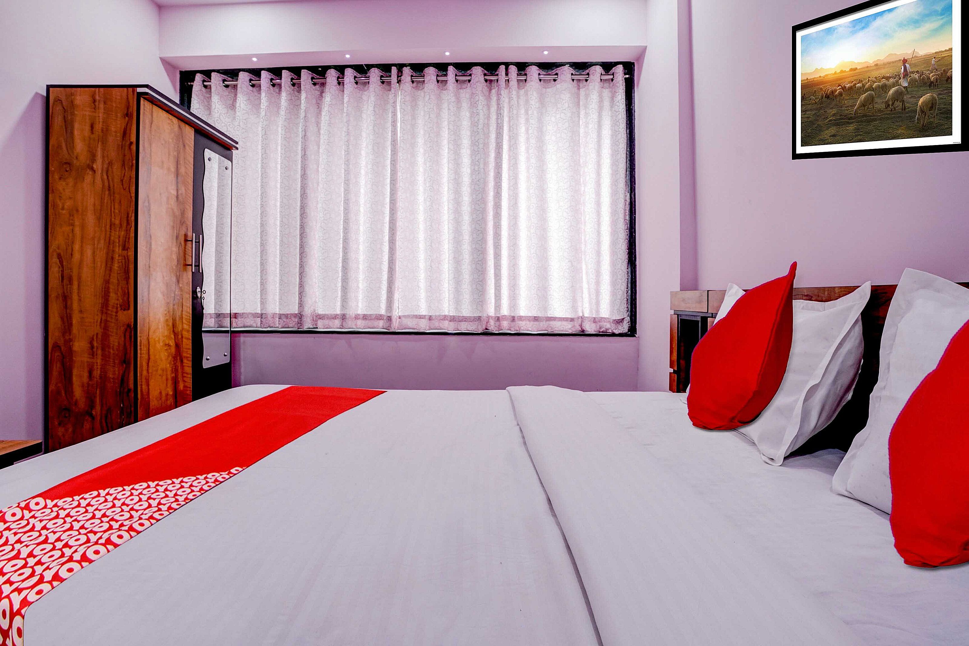 Hotel O Surya Dev - Tap to explore photos