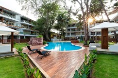 The Eternal Wave by Krish Retreat