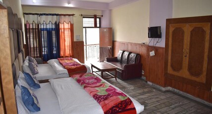 Hotel Himalayan Paradise Room Type - Four Bed Family Room