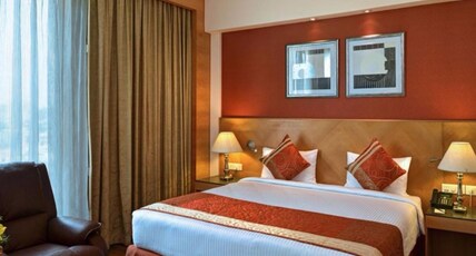 Savoy Suites Manesar Room Type - Premium Suite ( bathTub Subject to availability )