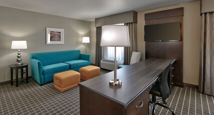 Hampton Inn & Suites by Hilton Albuquerque Airport Room Type - 1KN STDO MIC FRIDG WTBR NS
