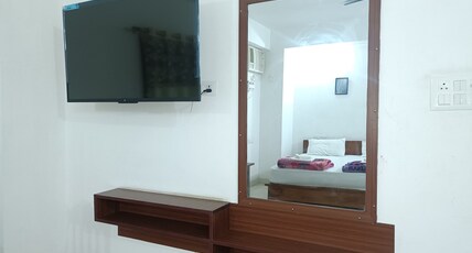 Hotel O Utsav And Banquet Hall Room Type - Classic
