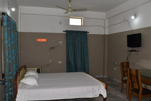 GANESH INTERNATIONAL HOTEL