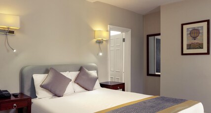 Mercure Thame Lambert Hotel Room Type - Standard Room with 1 double bed