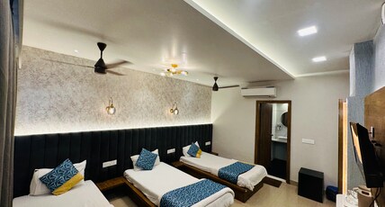 Hotel Deva Inn Room Type - Super Deluxe Triple Room