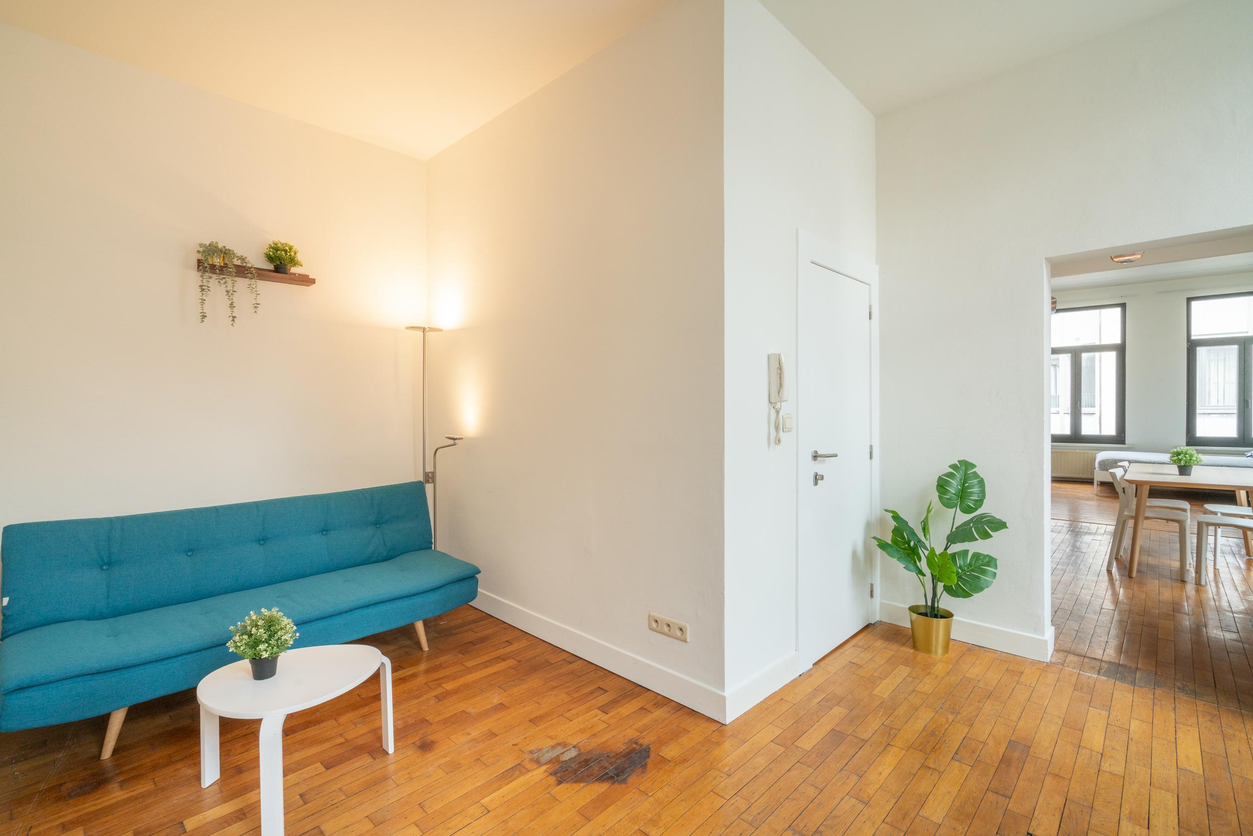 Urban Family Base in Antwerp - Tap to explore photos