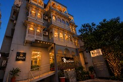 The Crescent Udaipur | Boutique Hotel Near Lake Pichola with Pool