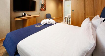 Kate Hotel Special Class Room Type - Deluxe Double or Twin Room