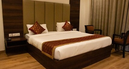 Hotel Sourav Park Inn Agra Room Type - Deluxe Room