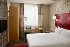 Ibis Jeddah City Center