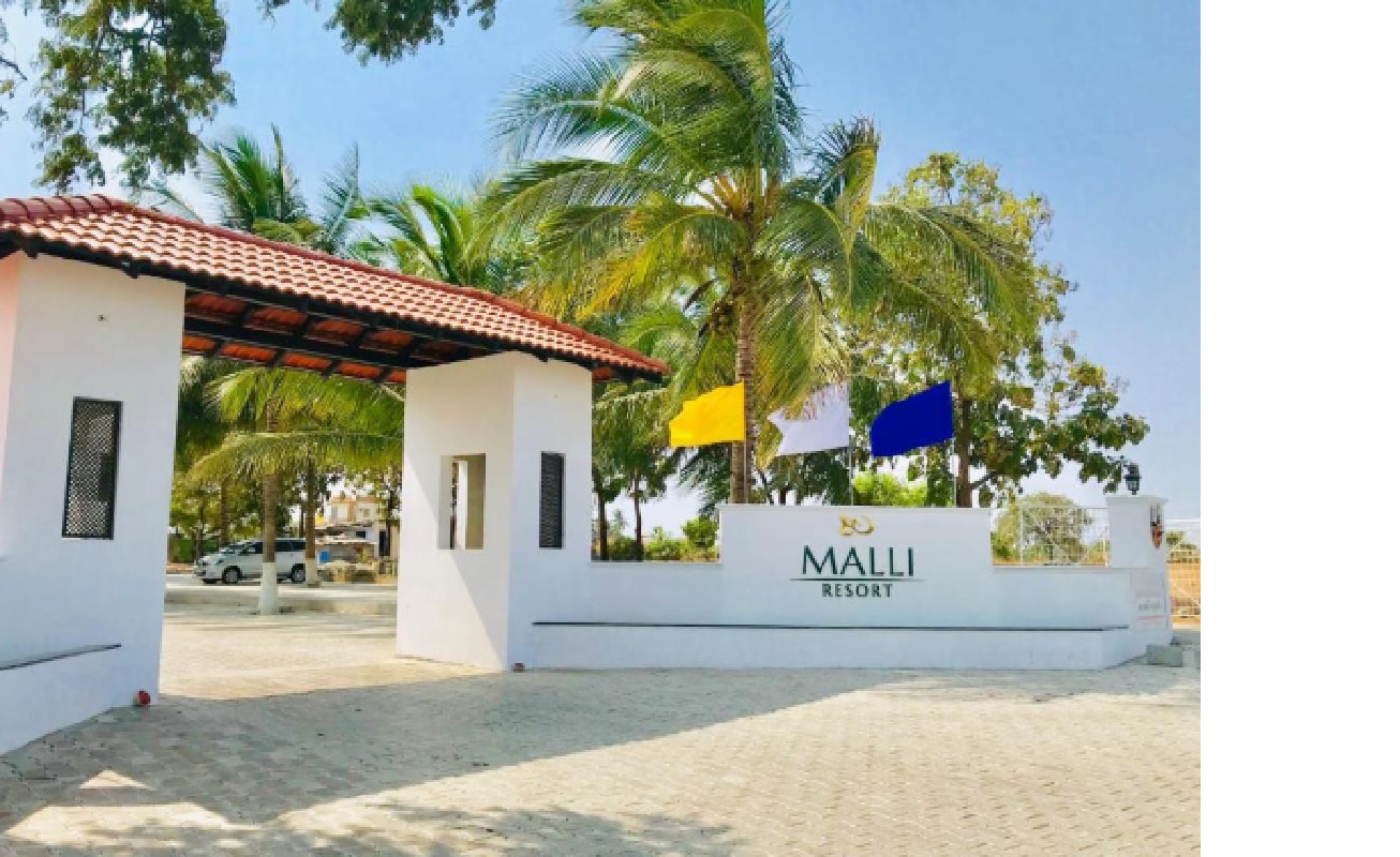 MALLI resort - Tap to explore photos