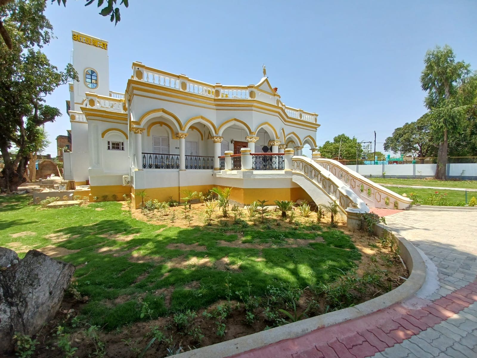 ARADHANA RESORT IN BIHAR - Tap to explore photos