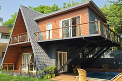 Sky Bloom DLF 2BHK Luxury Villa Chattarpur