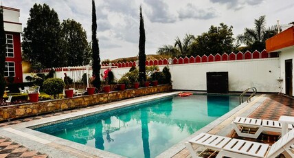 Ara Villa Queen |Entire 5 BHK with Private Pool Room Type - Ara Villa Queen |Entire 5 BHK with Private Pool