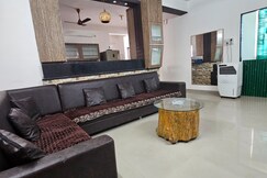 Address of Prince Homestay