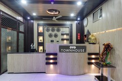 Super Townhouse Hotel Vaishnavi Inn