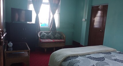 Darjeeling 360 Homestay | Rooms & Wi-Fi Room Type - Everest