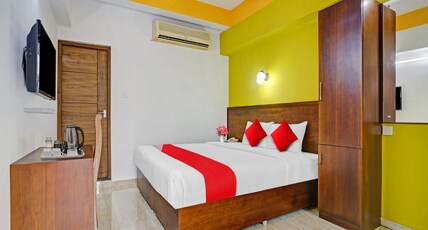 Hotel Signature Room Type - Classic Room Twin or King AC