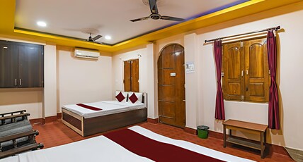 Hotel Ashirbad I comfort Near Railway Station Room Type - Two Bed Family Suite Room