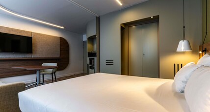 Novotel Suites Reims Centre Room Type - Classic Suite - queen-size bed and single sofabed Novotel Suites Reims Centre Room Type - Classic Suite - queen-size bed and single sofabed