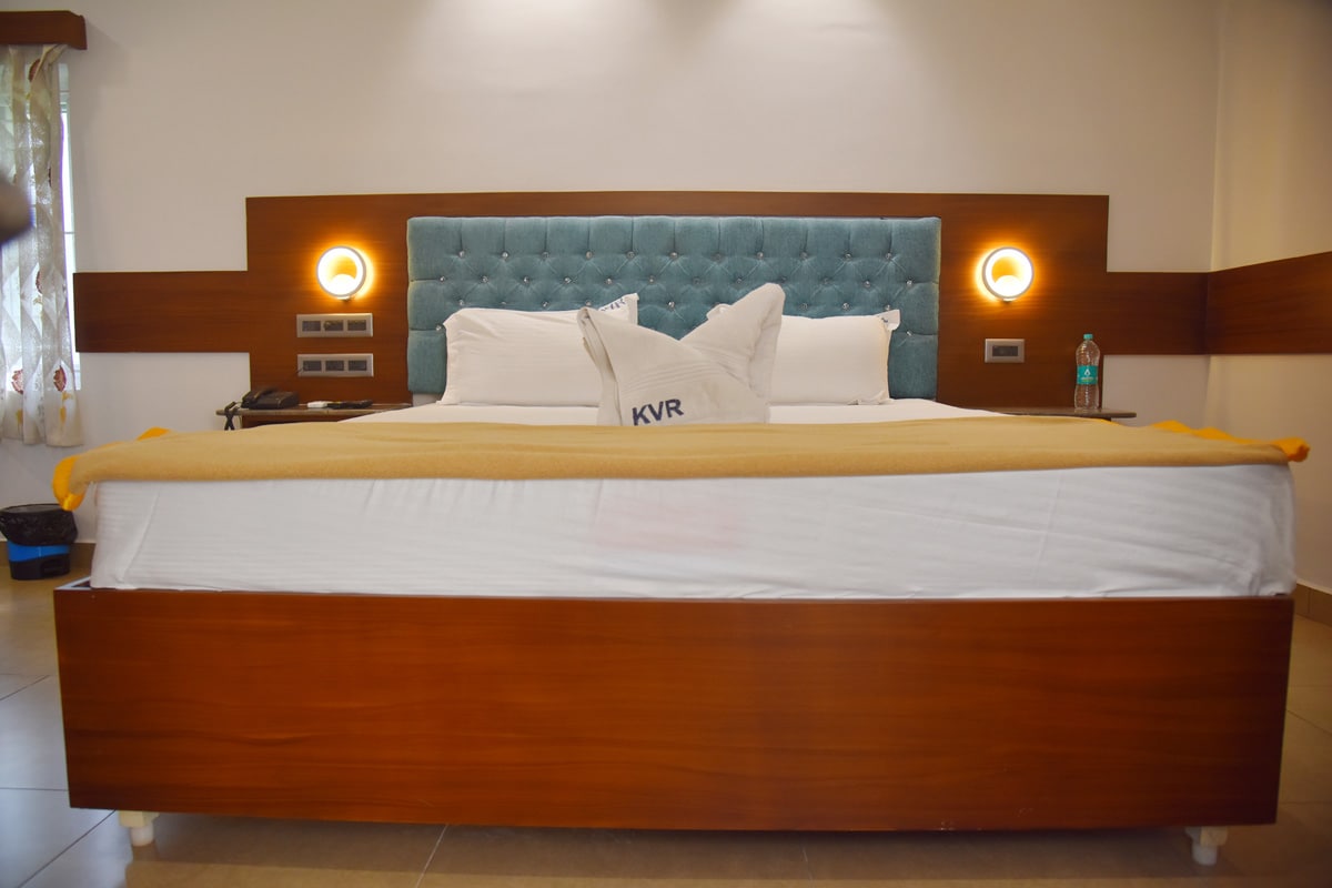 KVR Guest House - Tap to explore photos