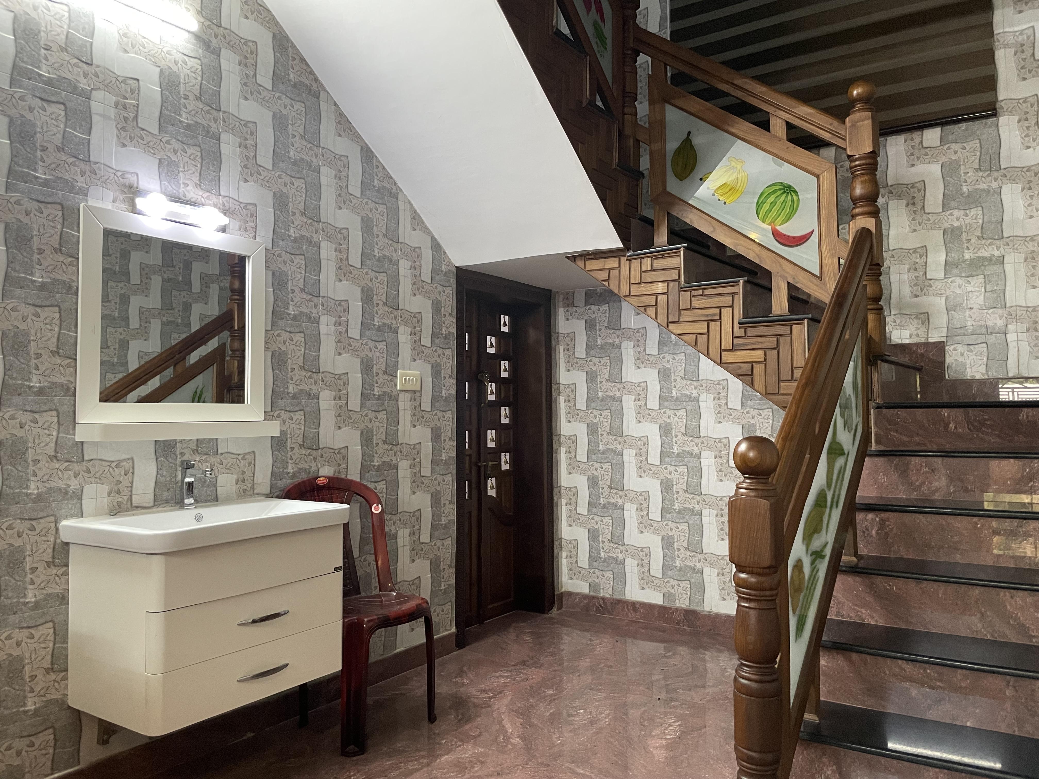 TERMINAL STAY BY AMBADI | 5BHK | AIRPORT STAY - Tap to explore photos