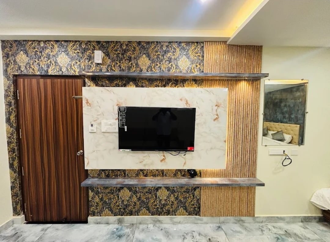 HOTEL MADHAVI ELITE - Tap to explore photos