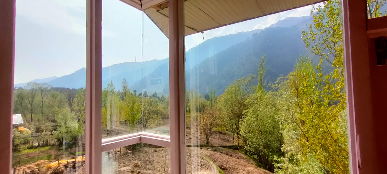 Hotel Neon - Tap to explore photos